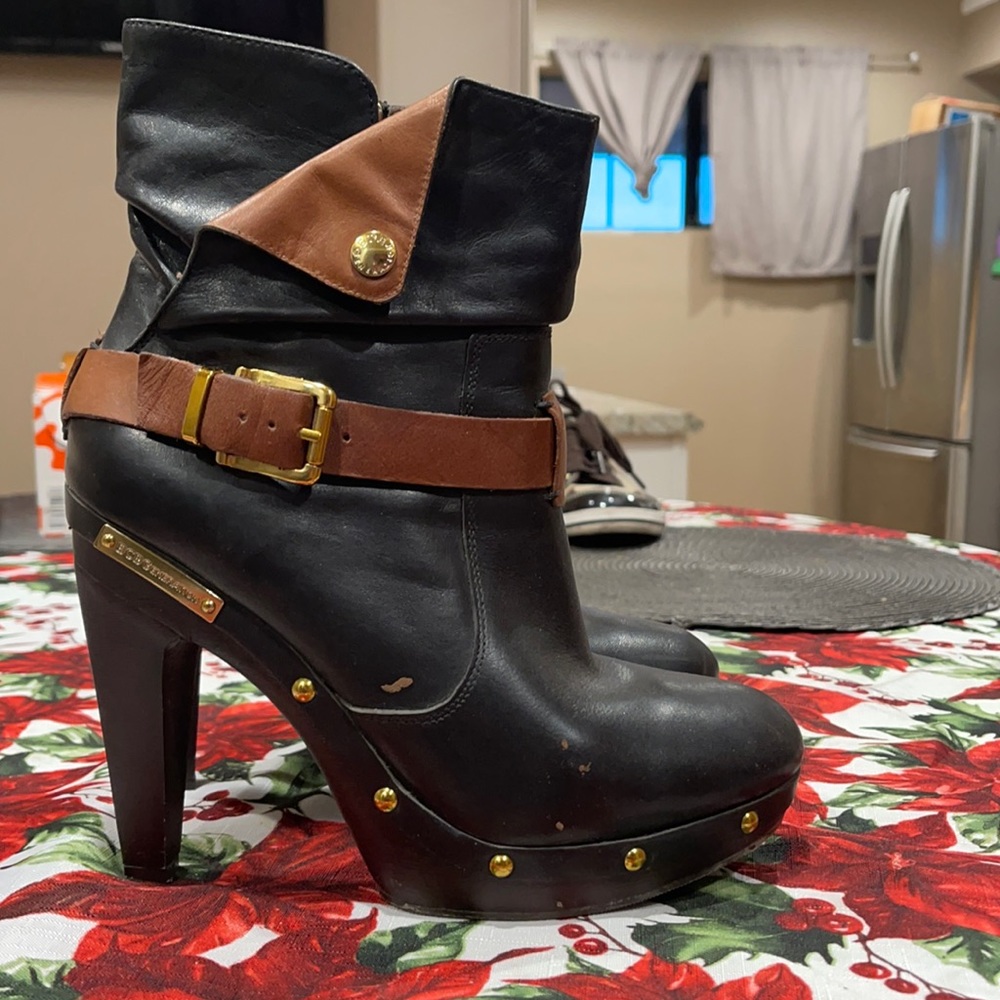 BCBGeneration heels booties